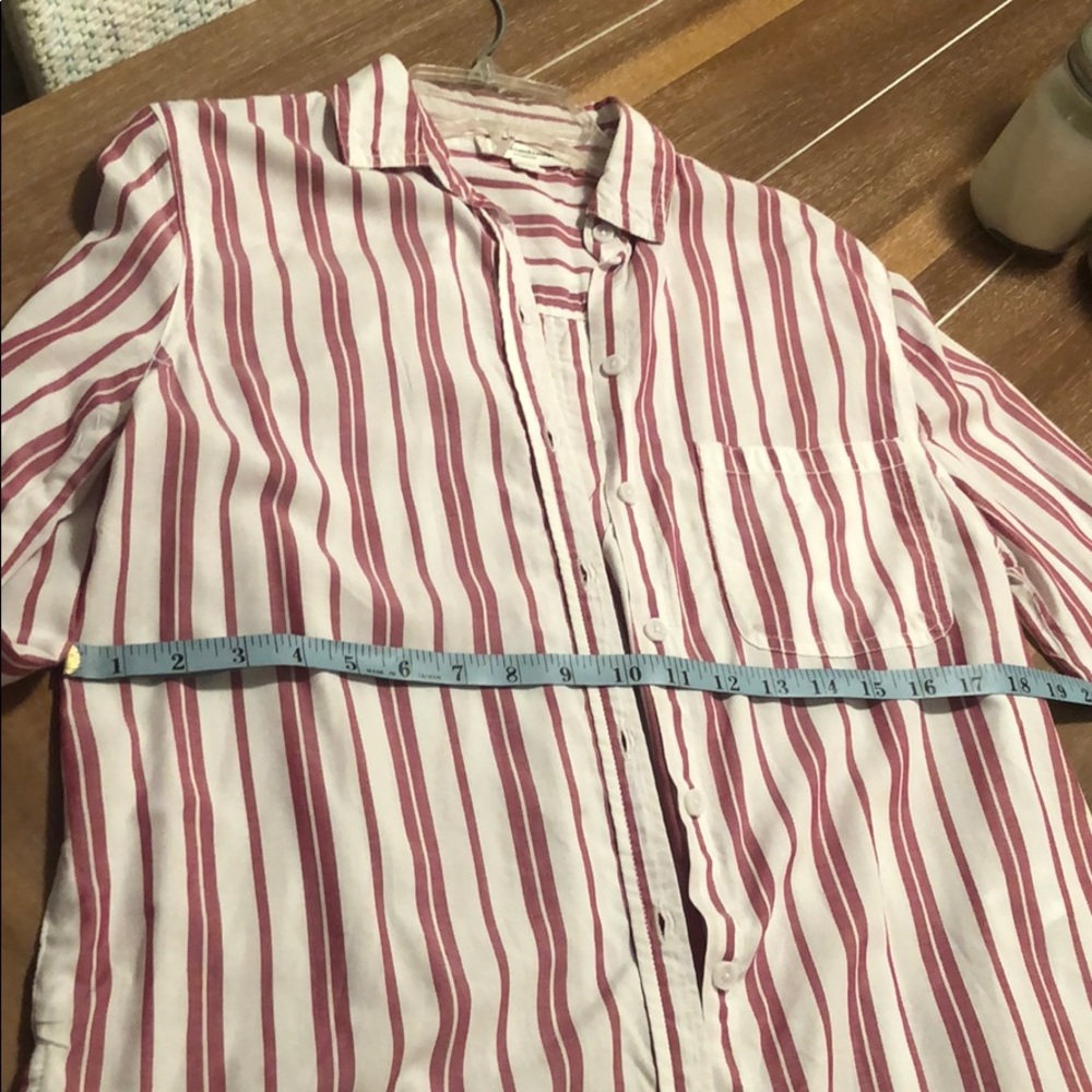 Striped button down long sleeve top shirt like new - Picture 6 of 8
